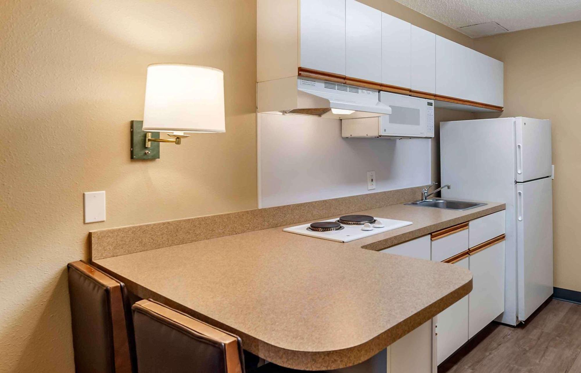 Extended Stay America Suites - Los Angeles - מונרוביה מראה חיצוני תמונה