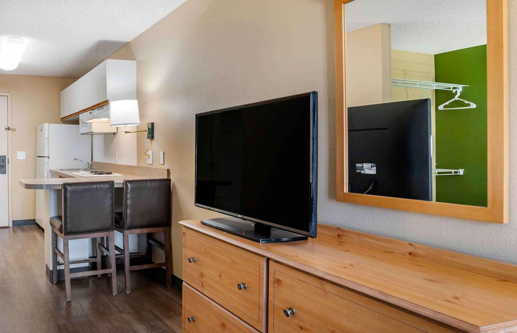 Extended Stay America Suites - Los Angeles - מונרוביה מראה חיצוני תמונה