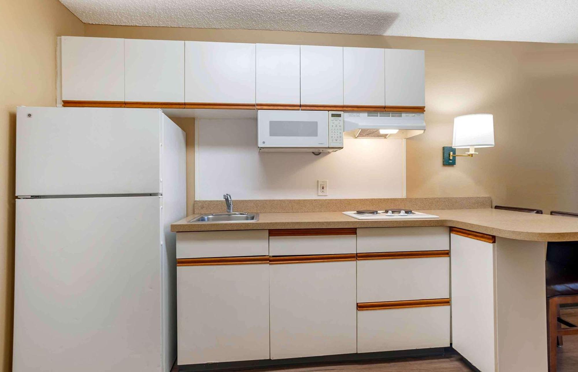 Extended Stay America Suites - Los Angeles - מונרוביה מראה חיצוני תמונה