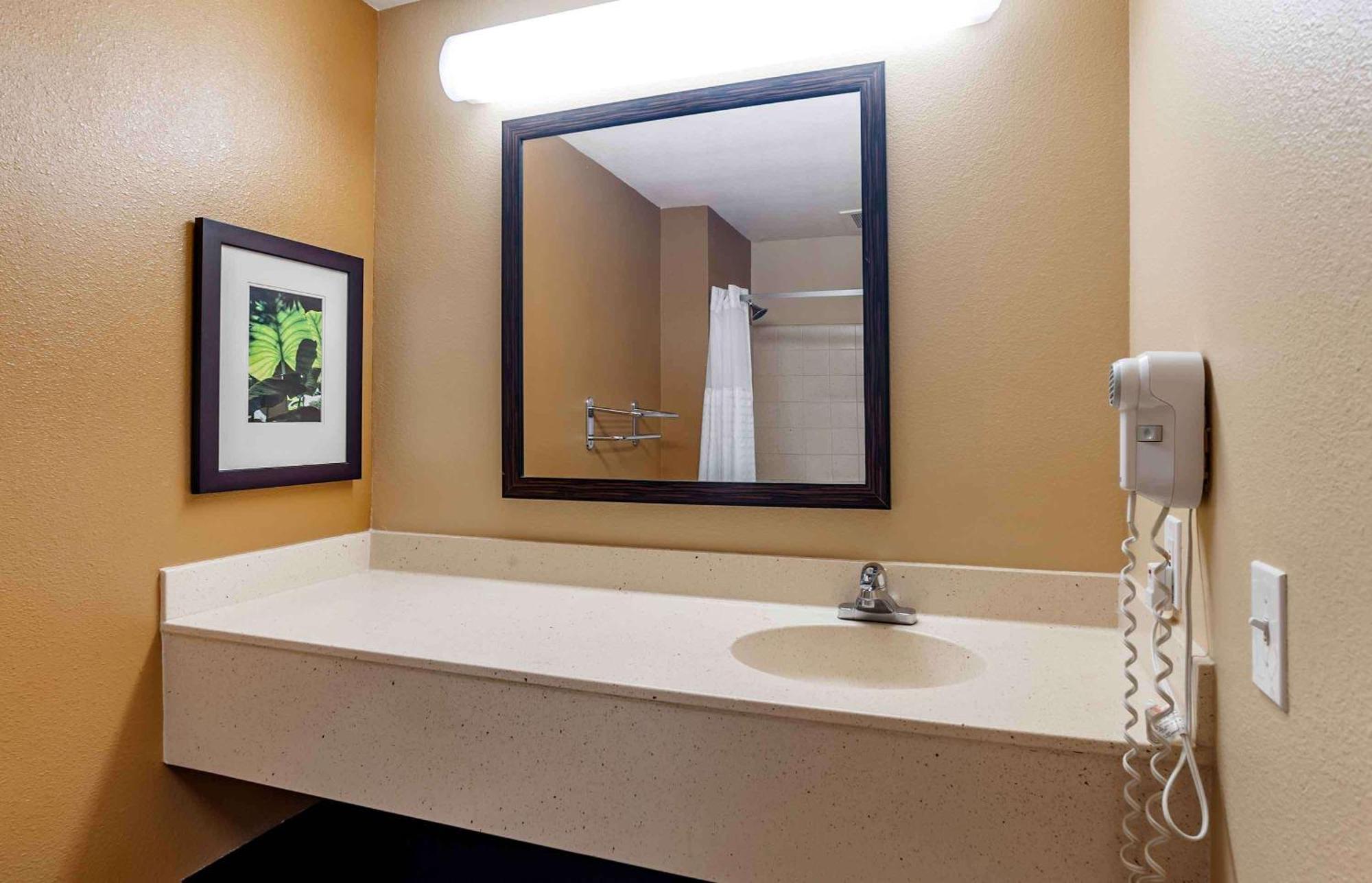 Extended Stay America Suites - Los Angeles - מונרוביה מראה חיצוני תמונה