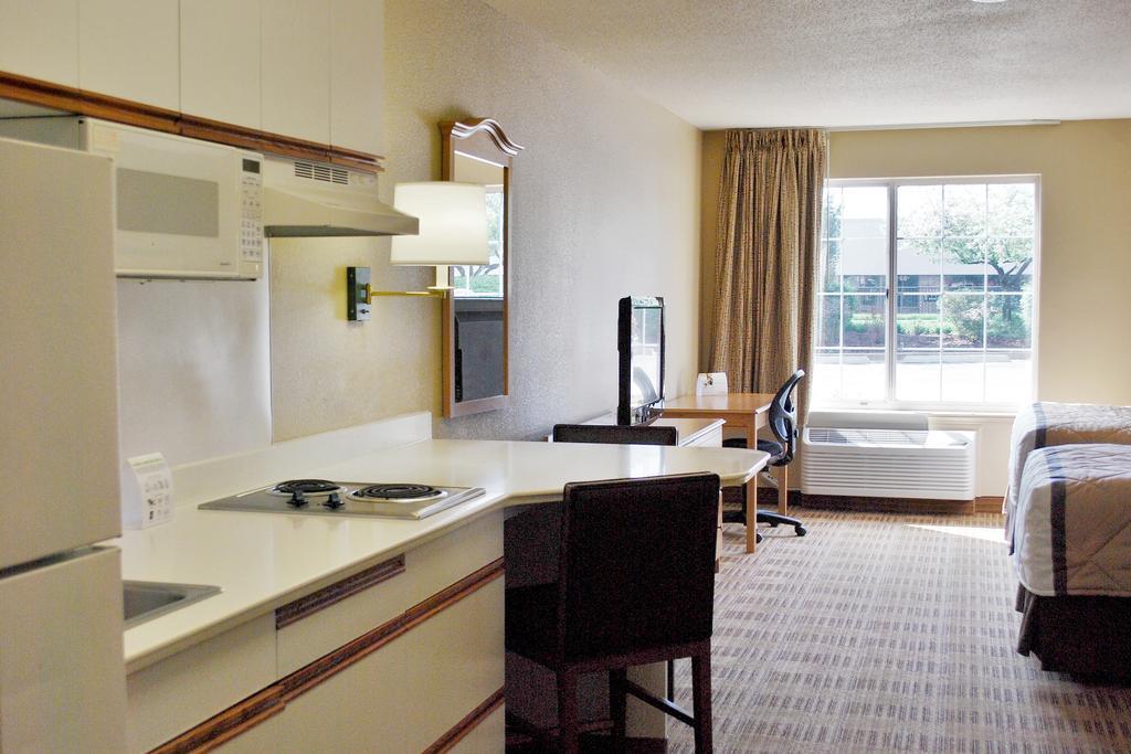 Extended Stay America Suites - Los Angeles - מונרוביה מראה חיצוני תמונה