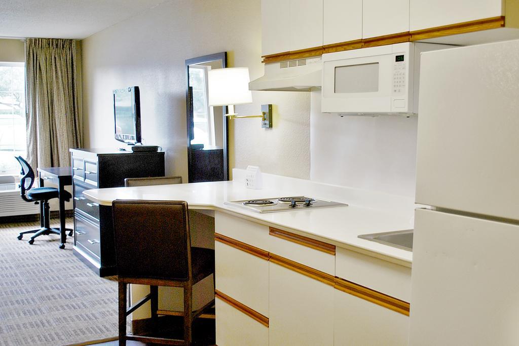 Extended Stay America Suites - Los Angeles - מונרוביה מראה חיצוני תמונה